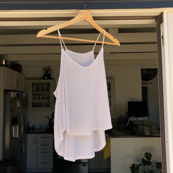 White blouse - Picture 2 of 3